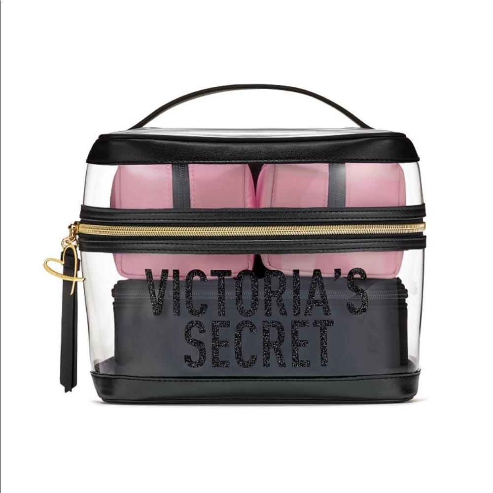 Victoria’s Secret 4 in 1 beauty bag set - Picture 1 of 2